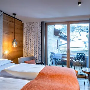 Zwoelferhaus Saalbach-Hinterglemm