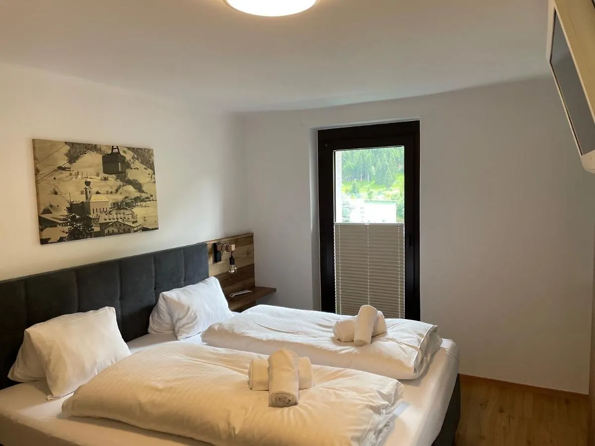 Haus Willibald Apartment Saalbach-Hinterglemm Austria