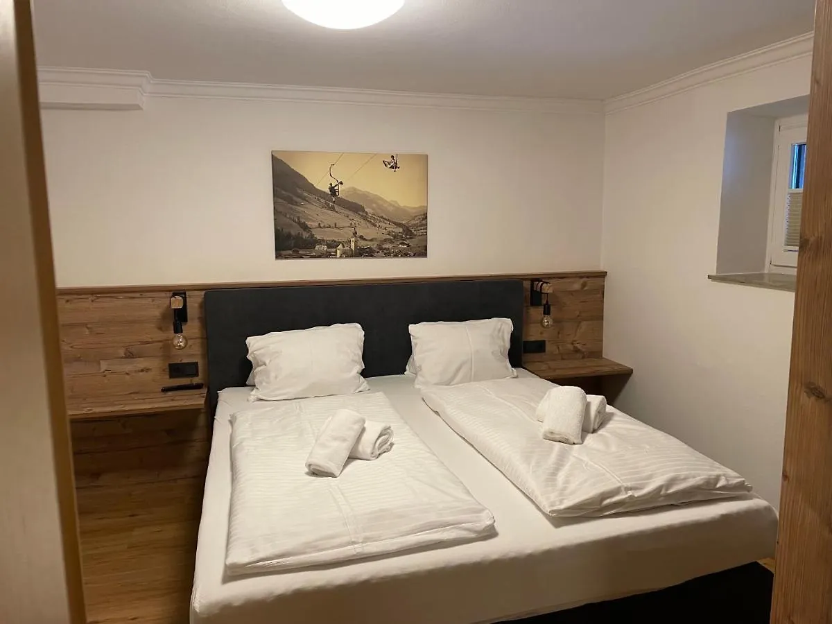Haus Willibald Apartment Saalbach-Hinterglemm Austria