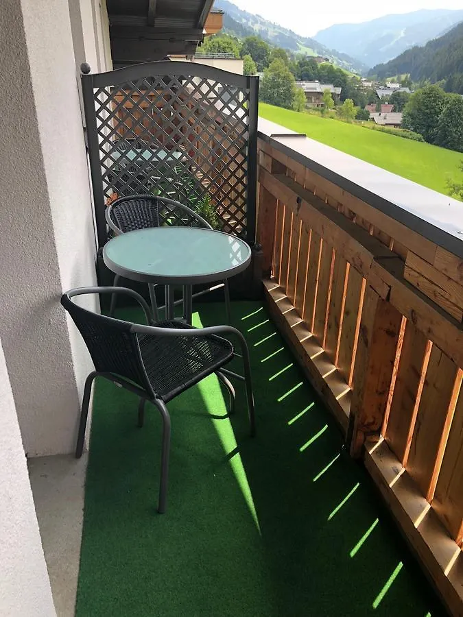 Haus Willibald Apartment Saalbach-Hinterglemm 0*,  Austria